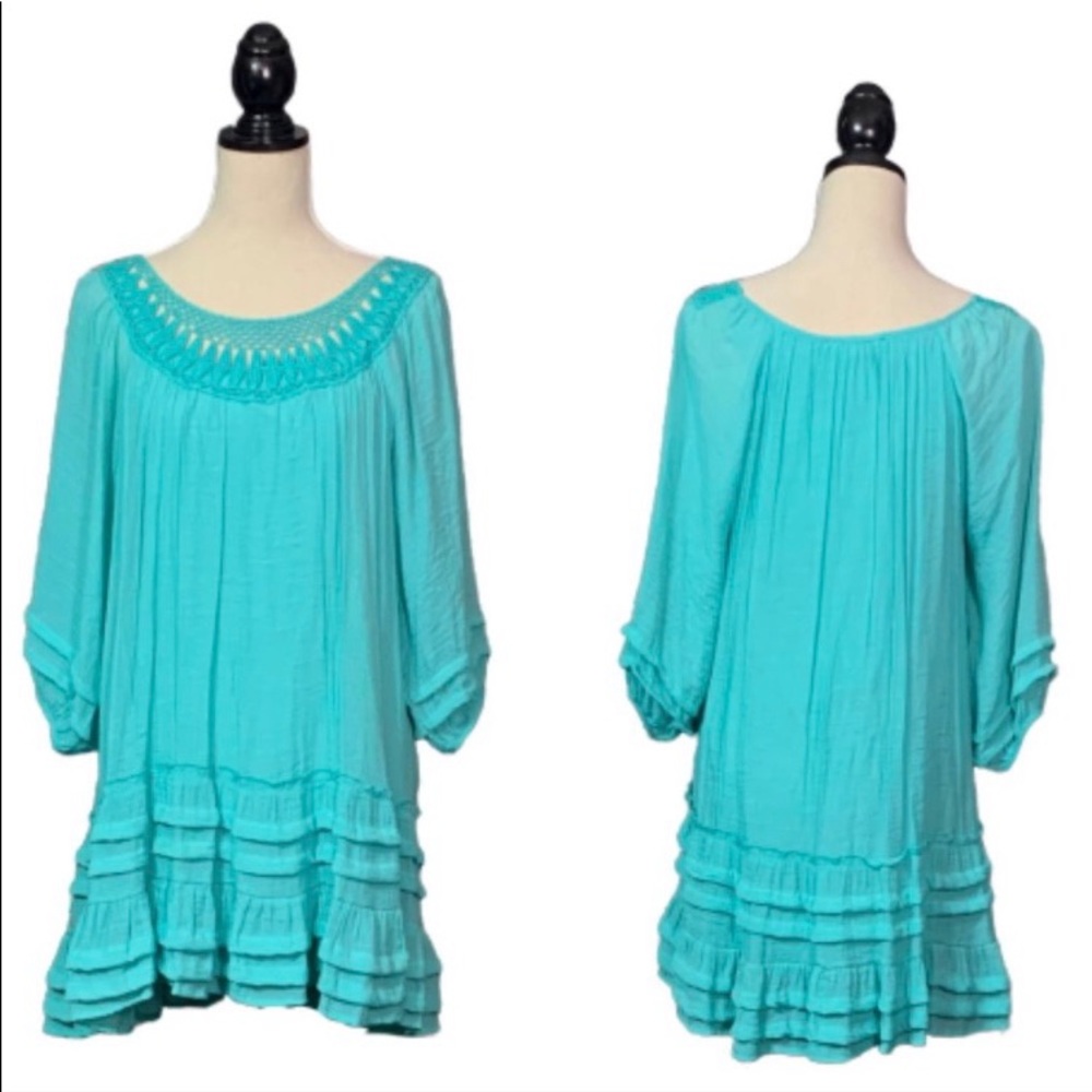 Entro tunic dress w/ front detail & ruffle